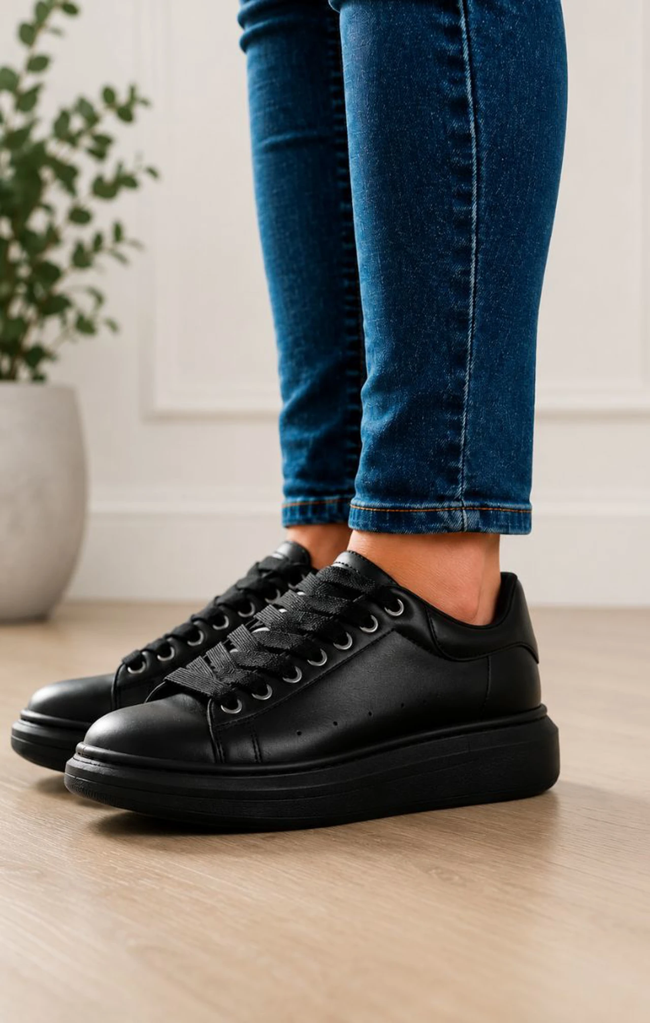ZAPATILLAS CINTHIA - NEGRO