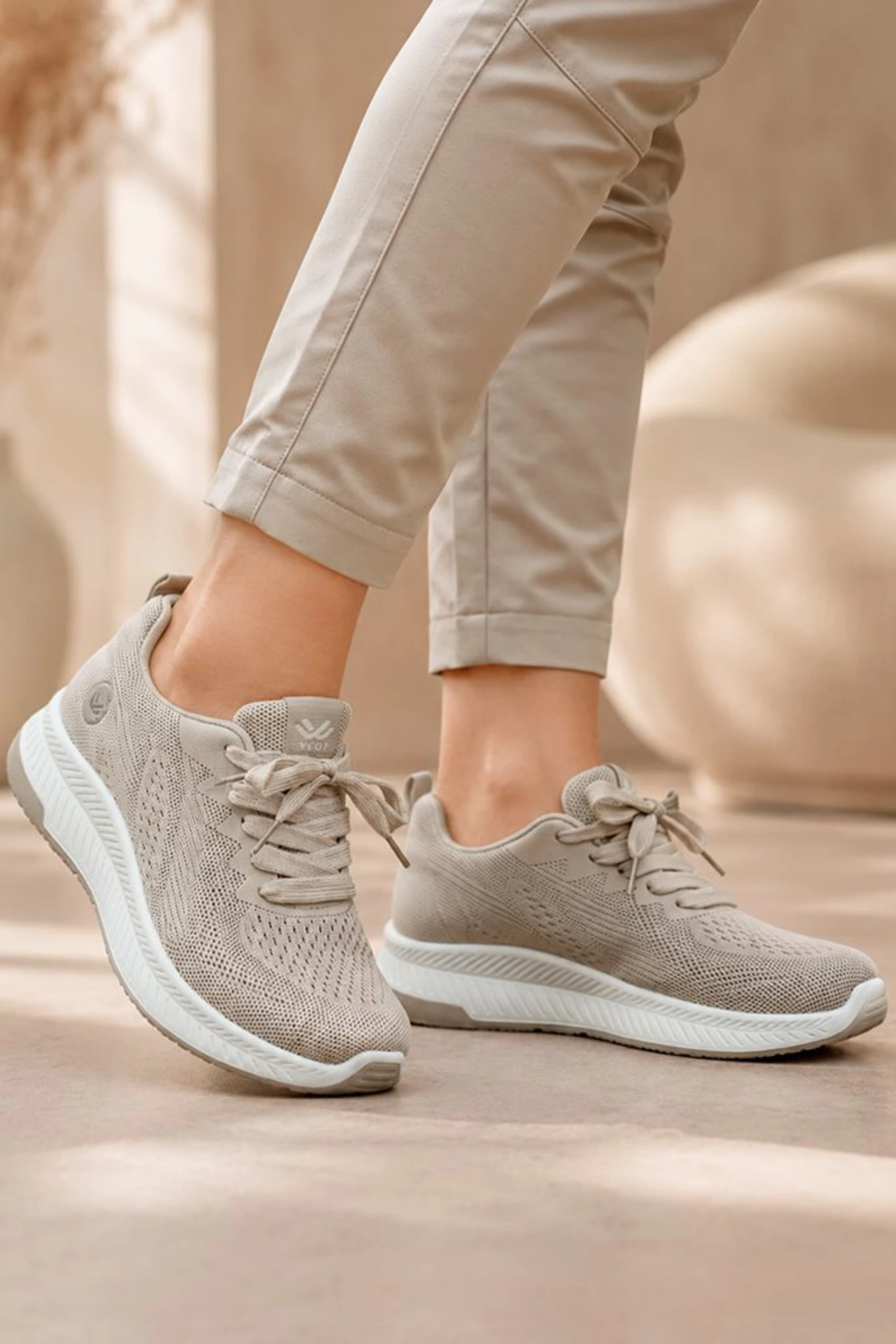 ZAPATILLAS PALOMA - BEIGE