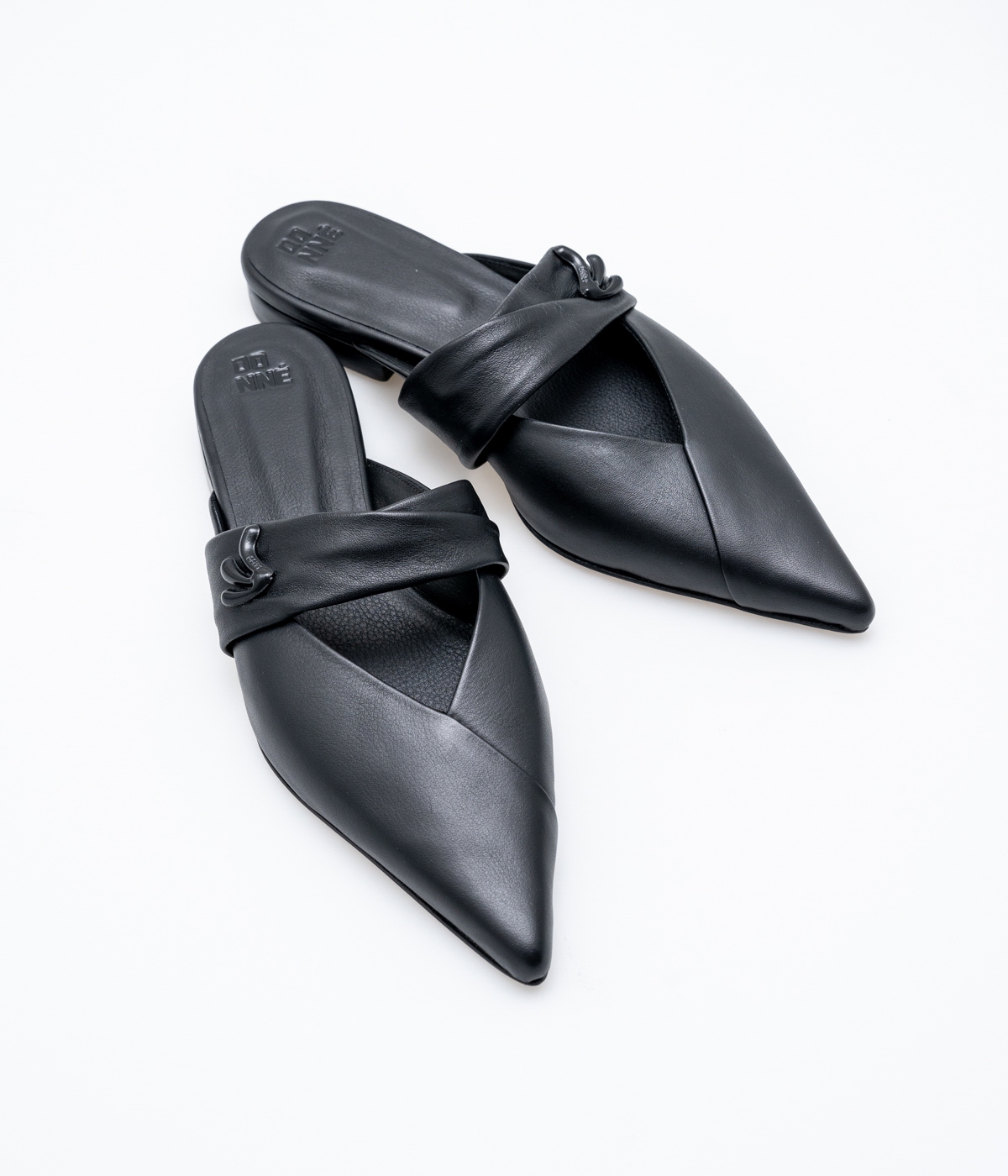 LILY - NEGRO