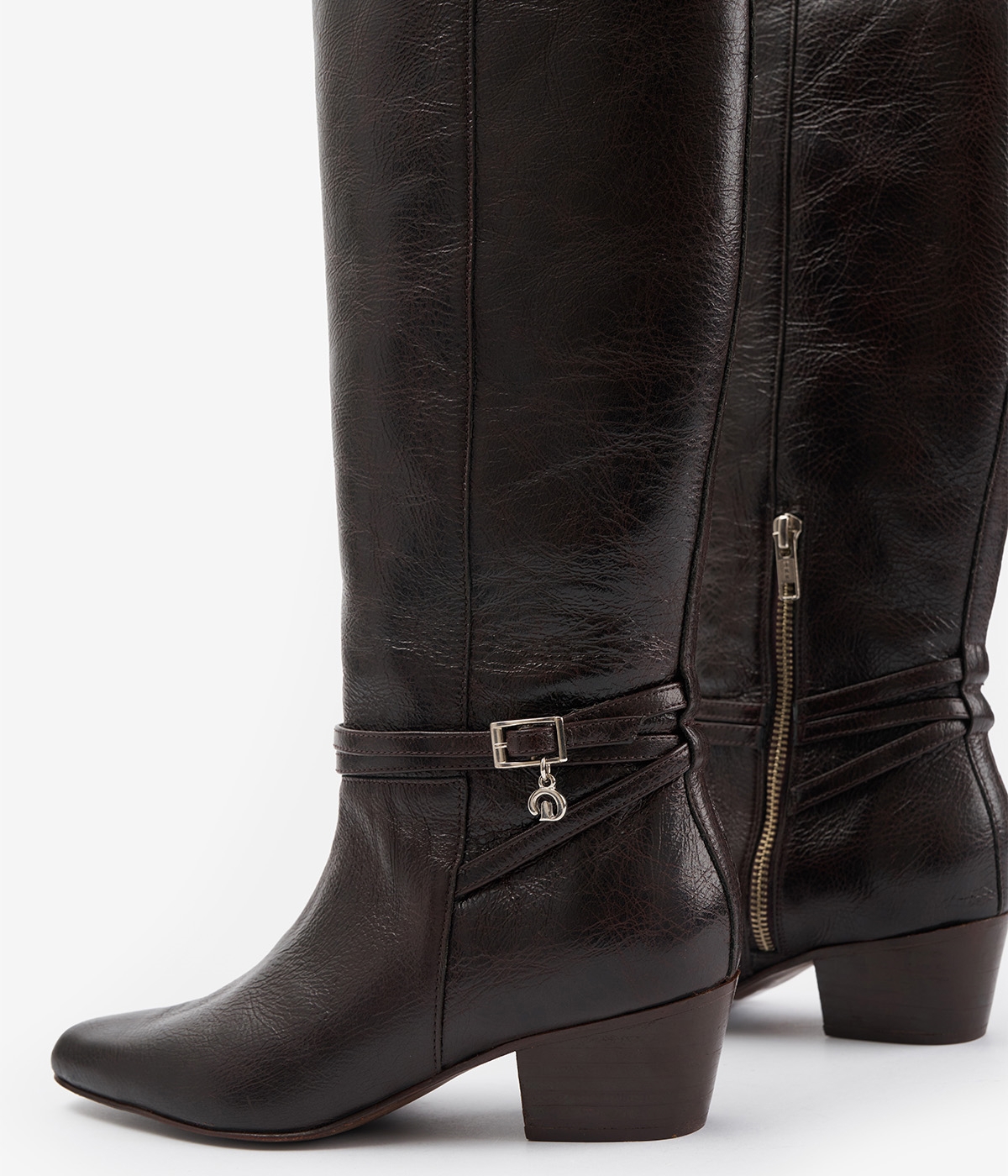 TANIA - MARRON